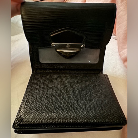 Louis Vuitton Epi Bifold Wallet, Portefeuille Koala Leather Noir, Mint Condition - Picture 4 of 13
